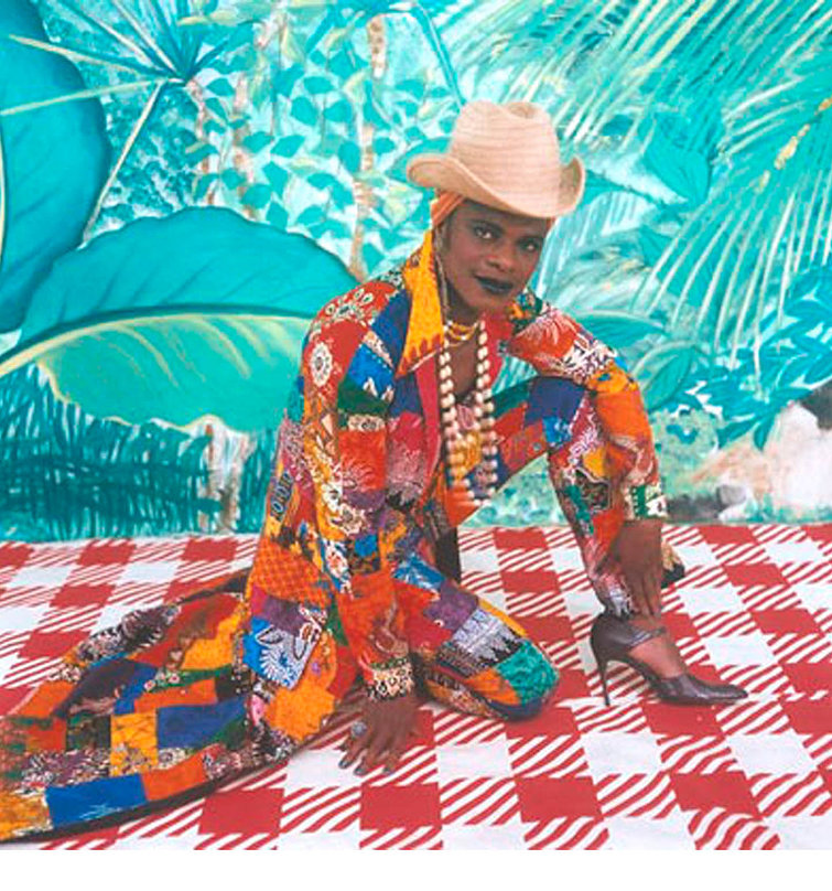 Samuel Fosso, la femme americaine libérée, selfportrait,1997, Magerorocca gallery milan